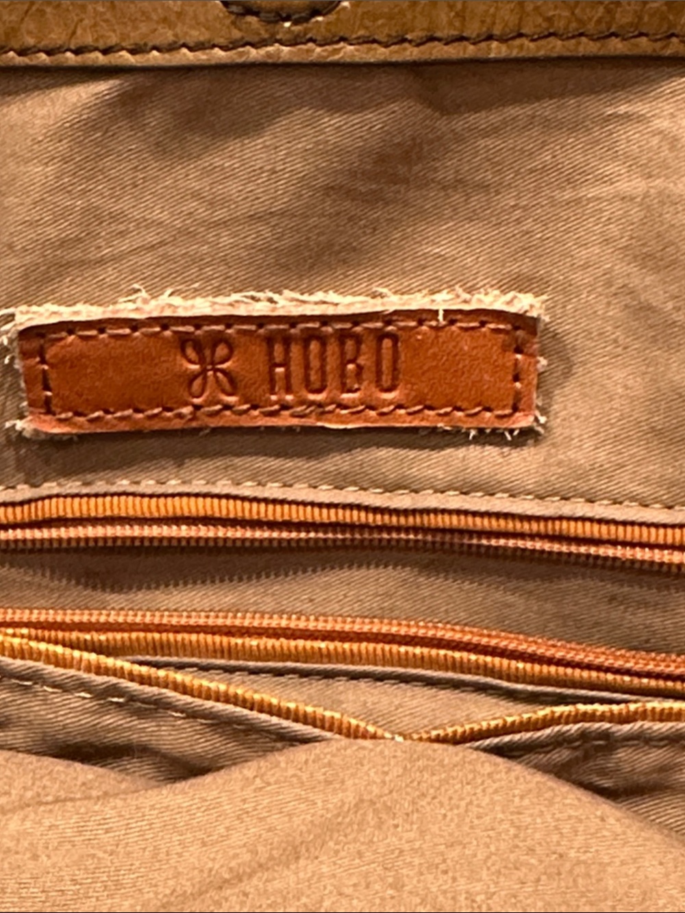 HOBO Sheila Cognac Leather Hobo bucket bag - Picture 2 of 5